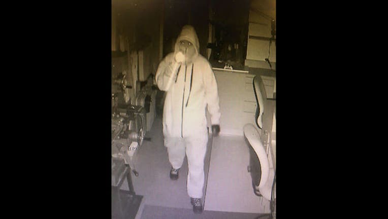 98bf5de5-Waite park burglars
