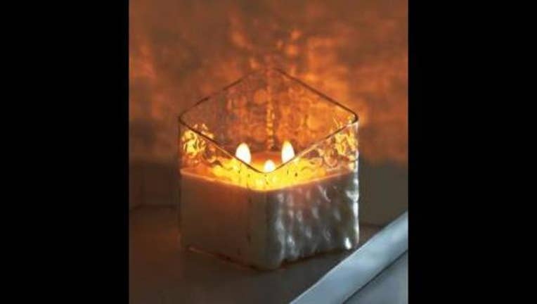 99a1c6f0-Luminous Candle_HiRes_1481592151856.jpg