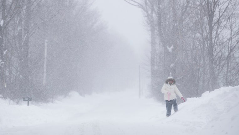 a3de57ef-snowing getty image 94939719_1517933249544-65880