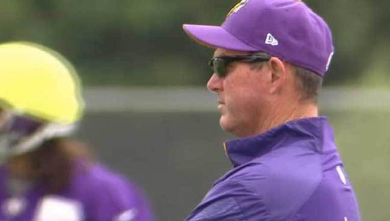 b18c431f-Vikings head coach Mike Zimmer