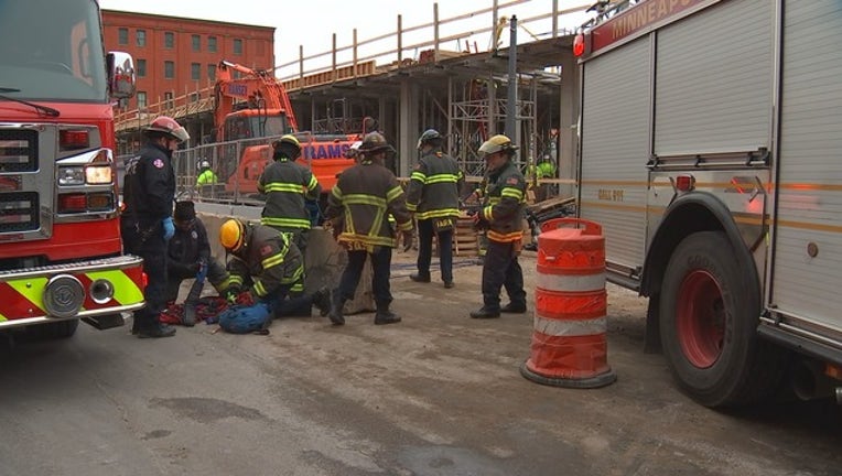 b4b63219-5 CONSTRUCTION WORKER TRAPPED_00.00.21.23_1547856294242.png.jpg