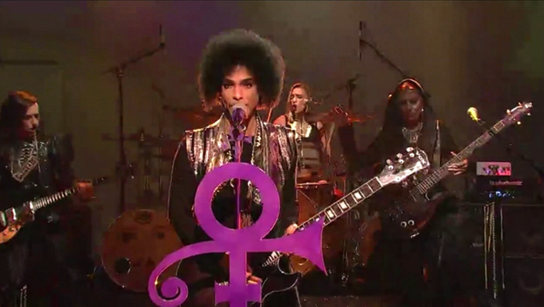 PRINCE UNIVERSAL DROPPED _KMSP3a45_146.mxf_00.00.03.16_1502746894907.png