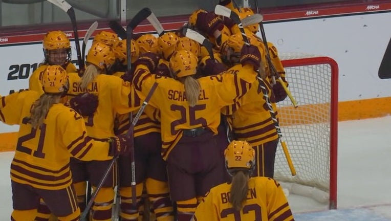 9 P - GOPHER W HOCKEY FROZEN 4_00.01.25.16_1553106784132.png.jpg