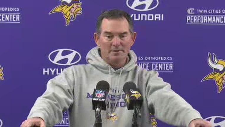 c0a3c3f9-Vikings_coach_Mike_Zimmer_taking_questio_0_20180925182929