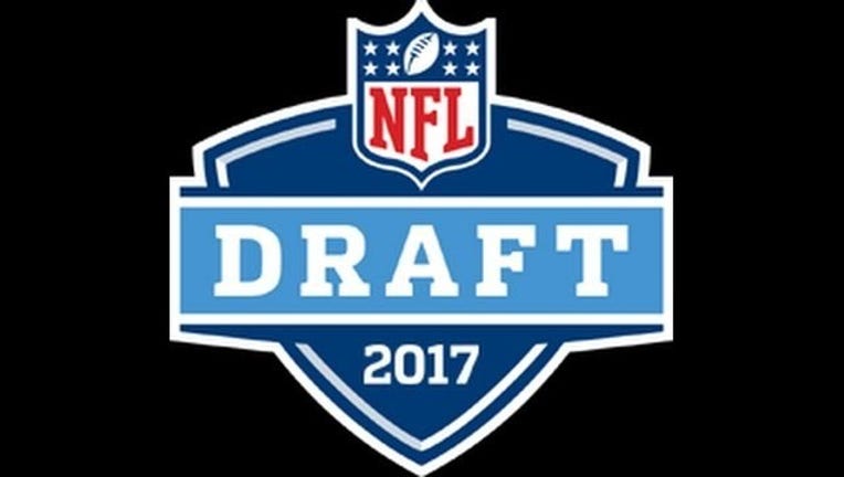 c4b82d8e-nfl draft_1493345145694.jpg