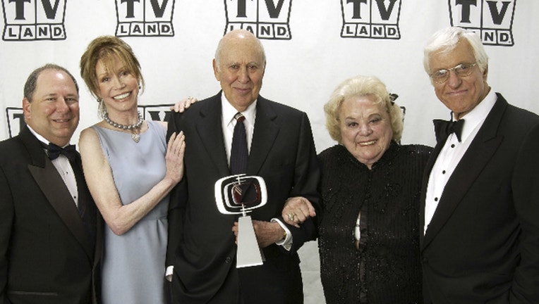 c4cf8458-GETTY_ROSE MARIE_1514510573361.jpg.jpg