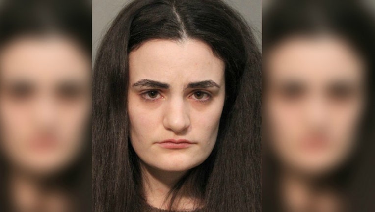 db38798b-Keri Karman is accused of attacking a noisy toddler at a movie with popcorn-404023