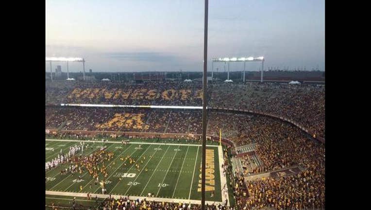 e1691f45-Minnesota TCU crowd arriving