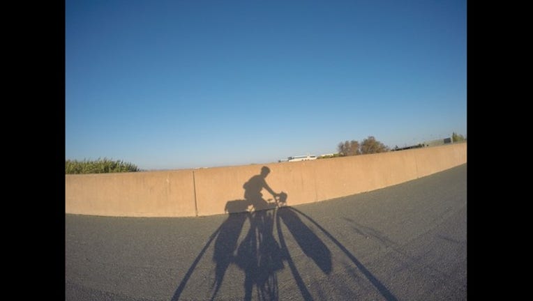 biker outline_1508382921157.jpg