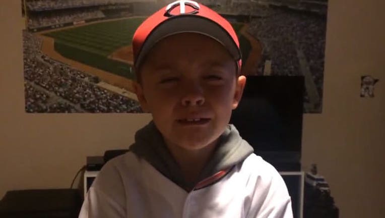 e20d7c3e-Torii Hunter crying superfan Ben