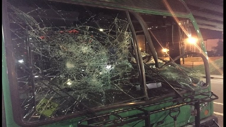 e9e1a939-bus crash_1474519810992-403440.jpg