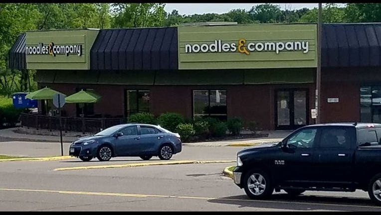 ebcbd5be-Noodles and Company Minnetonka_1498599912527.jpg