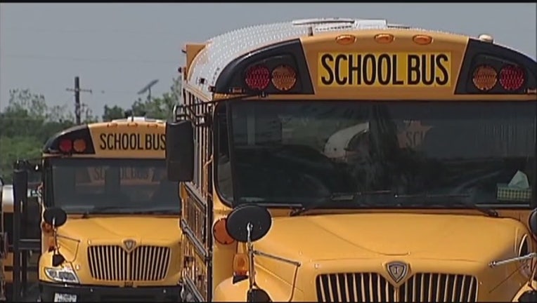 ed86137a-Calling_for_school_bus_seat_belt_reform_0_20150918005635-408795-408795