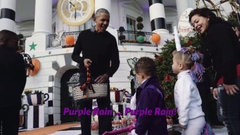ef4adaea-Obama and Prince Halloween_1478058178092.JPG