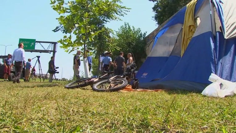 ---VO-HOMELESS CAMP_00.01.00.21_1535033681964.png.jpg