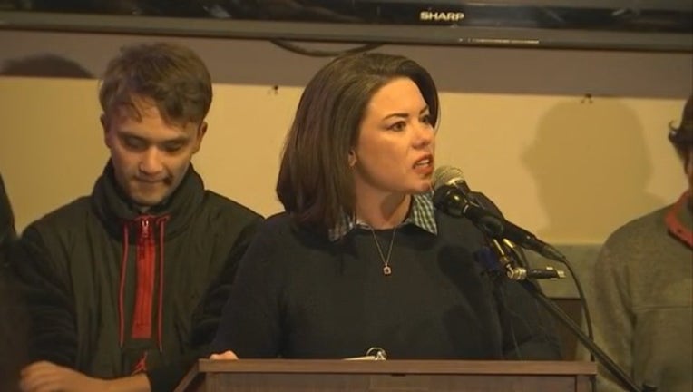 f6a6d22d-ANGIE CRAIG SOUND _00.00.46.19_1541571204720.png.jpg