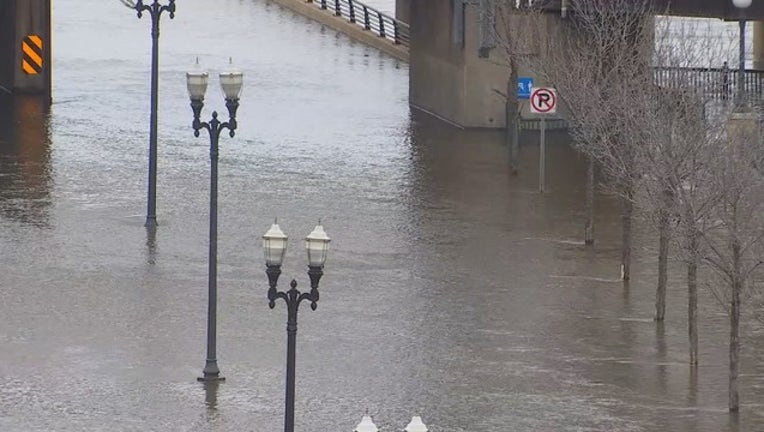 9 VO - ST PAUL RECORD FLOODING_00.00.34.21_1557530773258.png.jpg