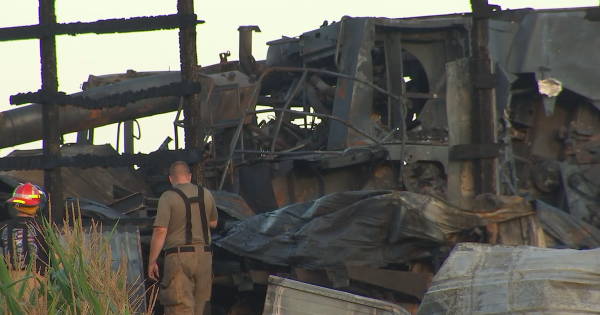 Auto repair shop owner burned after fire destroys shop in Nowthen, Minn ...