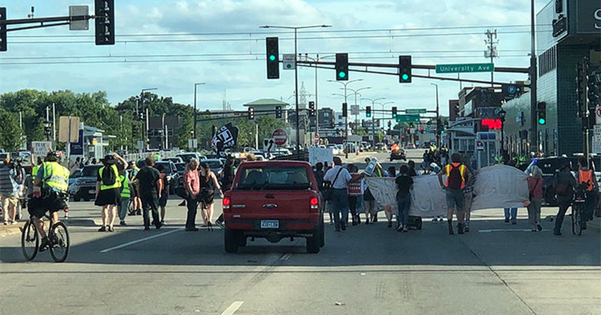 Rally brings protesters to the gates of the Minnesota State Fair | FOX ...