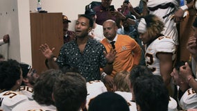 Singer John Legend congratulates Gophers football after win in Fresno, gets game ball