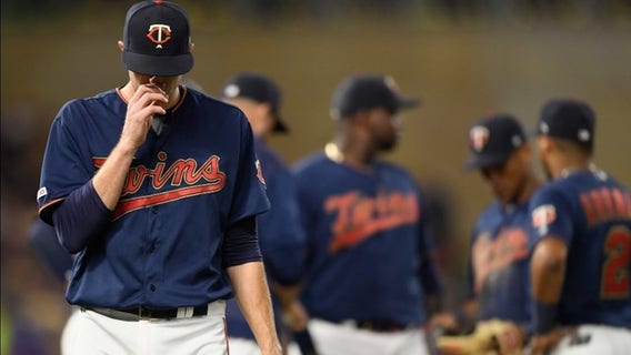 Cleveland beats Twins 7-5, AL Central lead down to 1