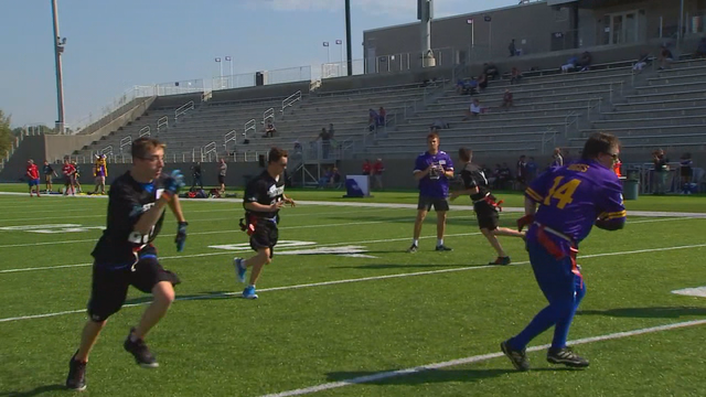 Vikings players team up with Special Olympics for flag football