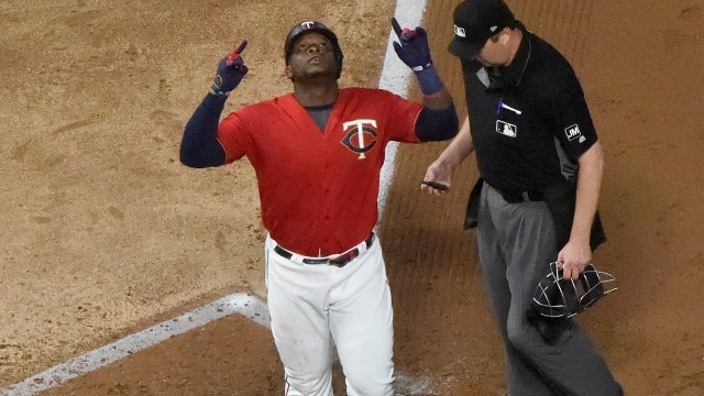 Twins set record as 5th player reaches 30-home run mark