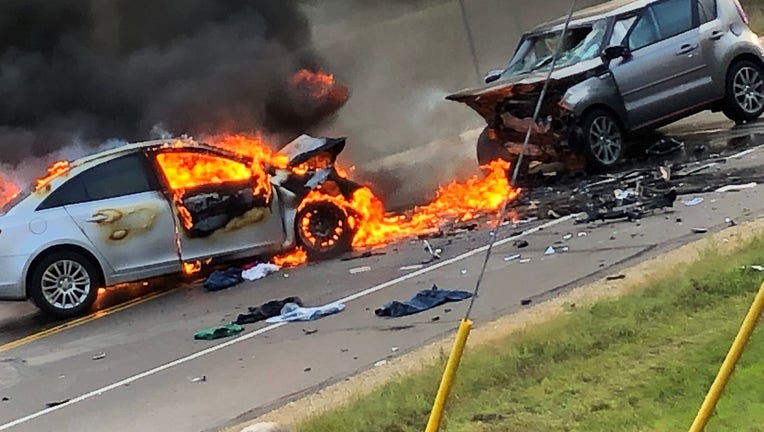 2 drivers die after fiery, head-on crash in Andover, Minnesota | FOX 9 Minneapolis-St. Paul