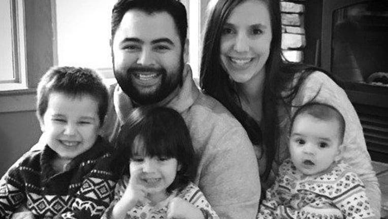 Javier SanMiguel Yanez and family
