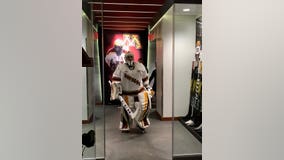 PJ Fleck surprises Gopher Hockey team, tries his hand at goaltender during practice