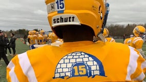 Team, fans honor Esko, Minn. football player who died during game