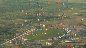 Balloons fill Albuquerque sky in 2nd day of annual fiesta