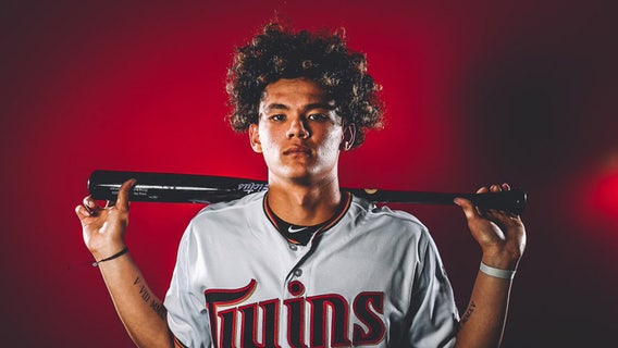 Twins sign first round pick Keoni Cavaco