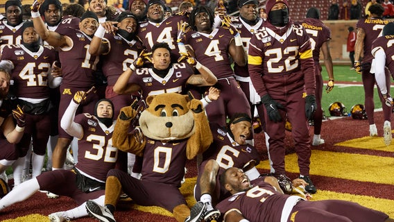 Gov. Walz declares 'Maroon and Gold Friday' ahead of Gophers-Penn State game
