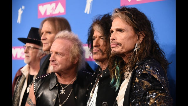 Steven Tyler opens facility for abused girls