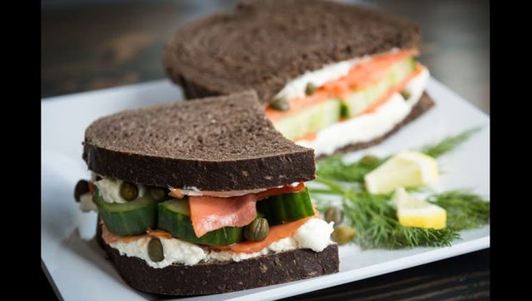 5d5a9b00-28 Swindler Sandwich_1497965547592.jpg