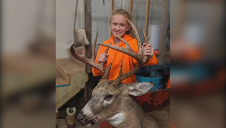 lilly shoots buck