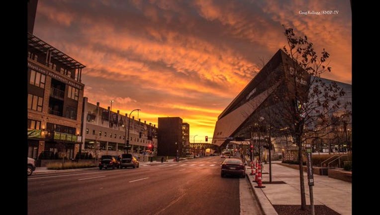 81648942-US Bank Stadium sunrise