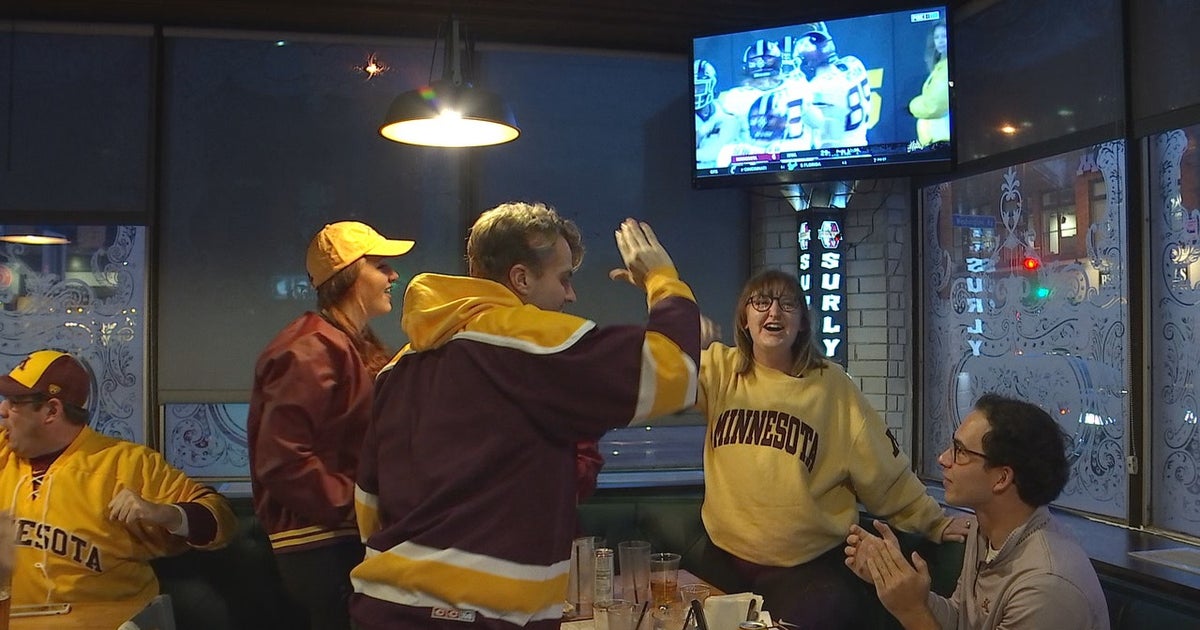 'Not the end of the world': Gopher fans rally behind team after ...