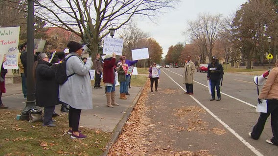 Demonstrators call on governor to close Beltrami County Jail after 2018 death