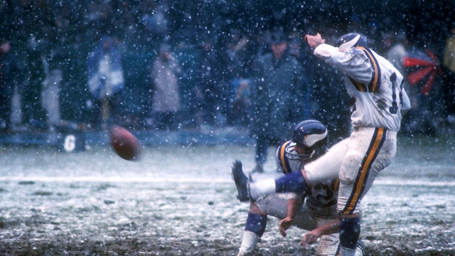 Vikings kicker, all-time leading scorer Fred Cox dies at 80