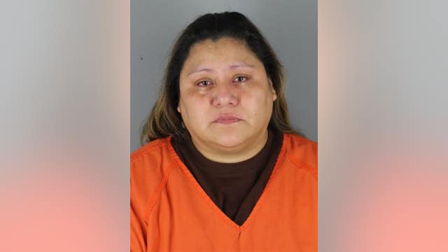 Woman sentenced to probation for swindling undocumented people in fake armed robbery scheme
