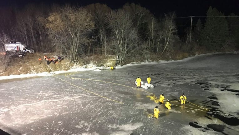 Man falls through ice near Cloquet, Minn.