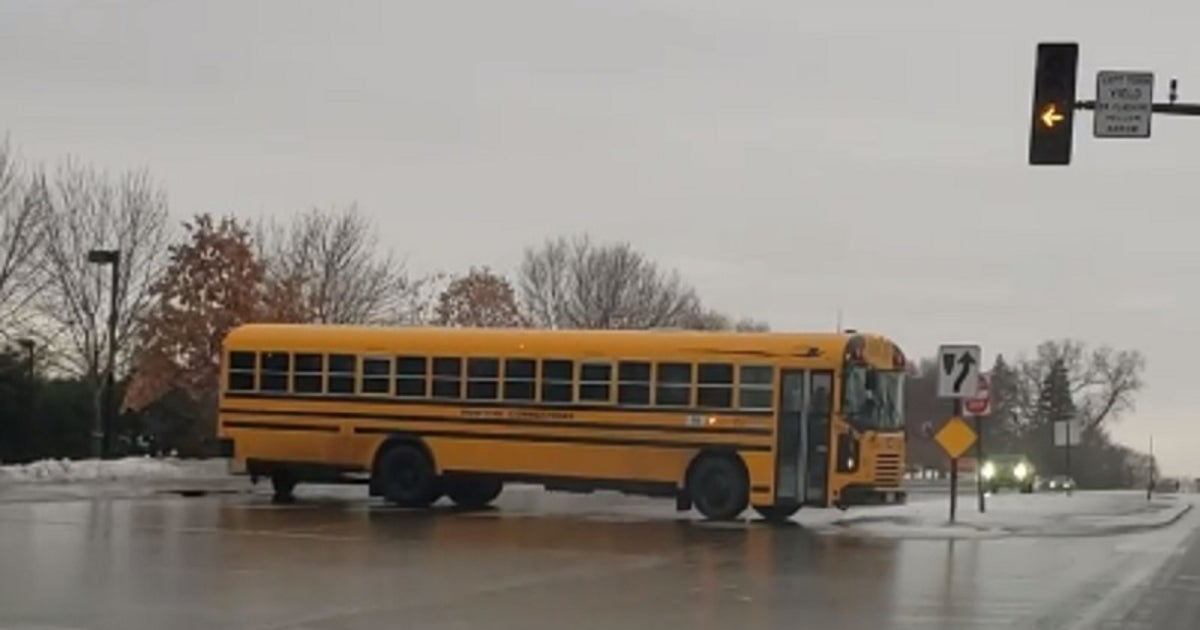Driver spots sliding bus on icy roads in Eden Prairie, Minn. | FOX 9 ...