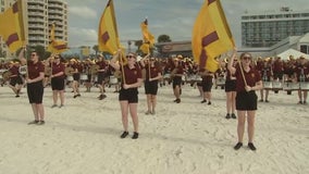 Gopher fans hit the beach ahead of Outback Bowl