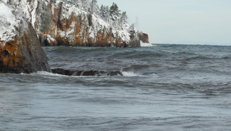 Tettegouche sea stack collapsed into Lake Superior