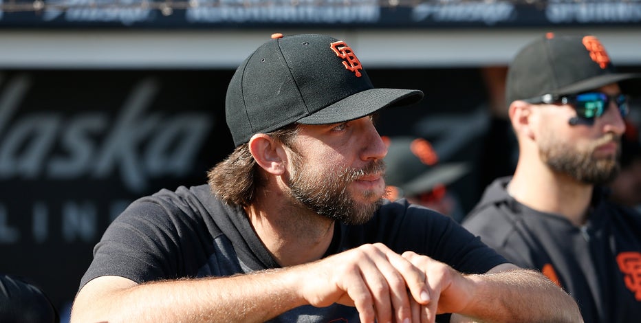 Left-hander Madison Bumgarner signs with Diamondbacks