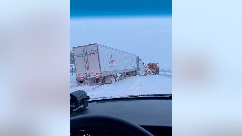 Jackknifed semi on I-94