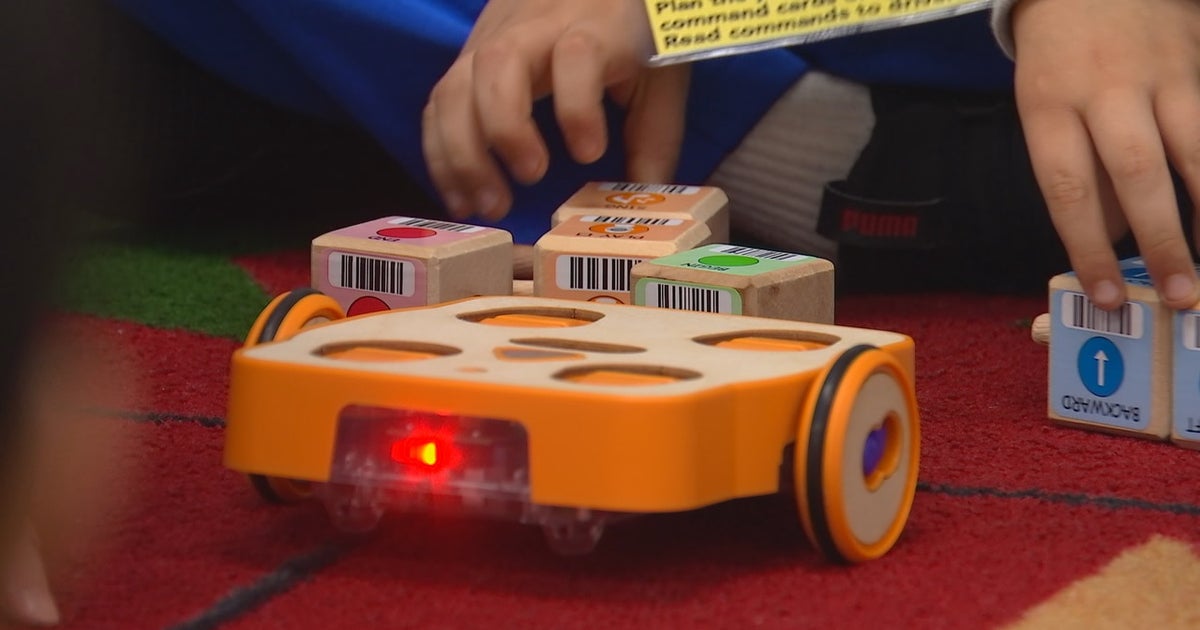 Coducter First Graders Bloomington, Minn. first grade students getting early jump on coding ...