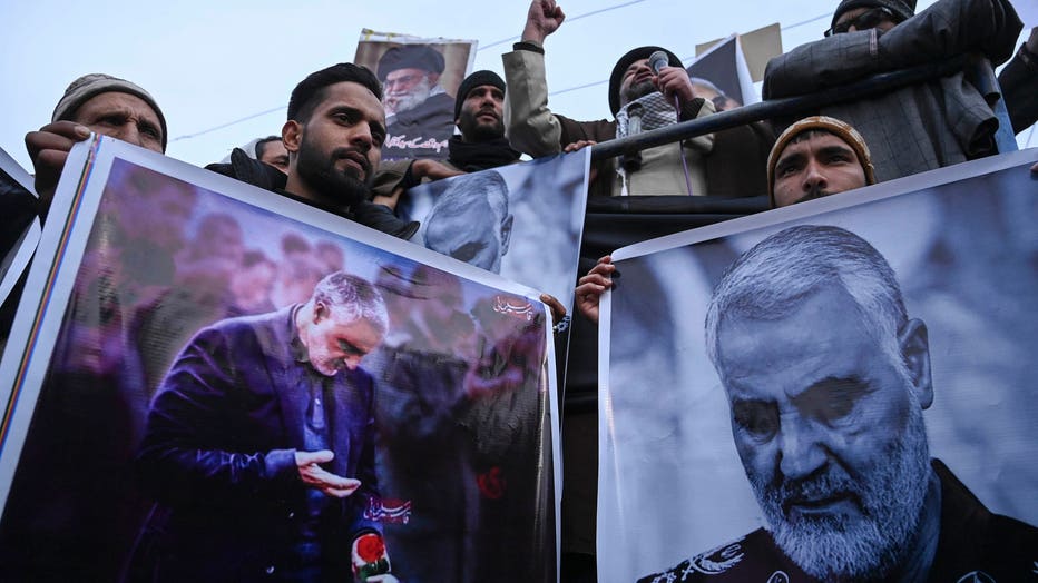 Protesters-Soleimani-GETTY.jpg